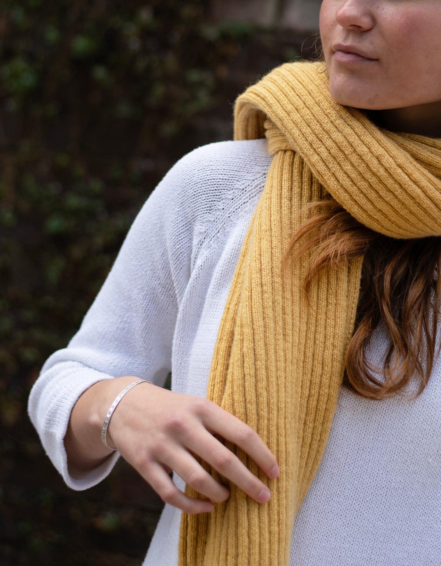 LUXURY KNITTED SCARF - BUTTER